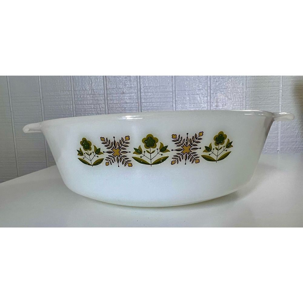 Vintage Anchor Hocking Fire King Green Meadow 1.5 Quart Casserole Dish 437